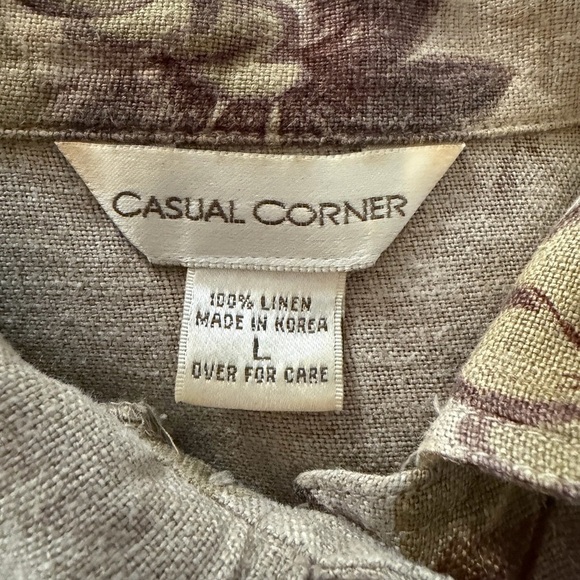 Casual Corner Vintage Floral Vest Size Large neutral earthy palette Button Up - Picture 5 of 6